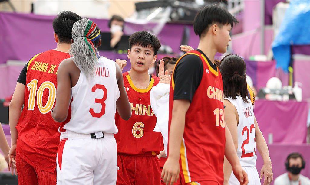 弗兰克：防守型教练？我带的队进球挺多的；庆幸自己不碰社媒（弗兰克回应防守质疑：我的球队进球不少，庆幸不玩社交媒体）