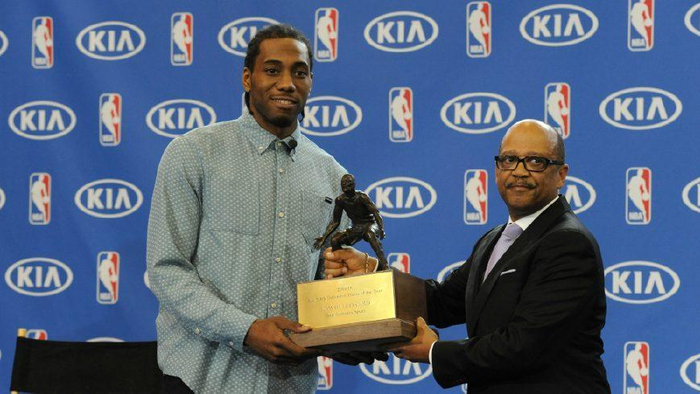 费迪南德之子洛伦兹签下首份职业合同，新赛季为布莱顿U21效力（费迪南德之子洛伦兹完成职业首签，新赛季将代表布莱顿U21出战）