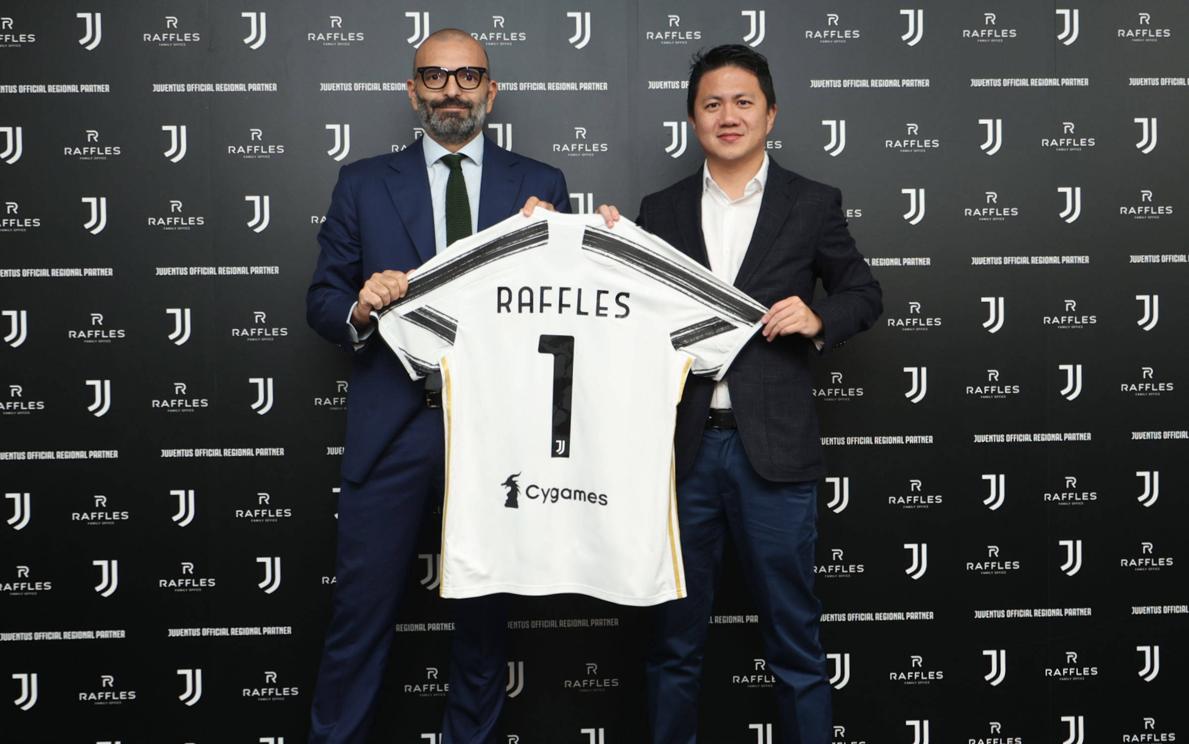 范德萨：经常和基耶利尼讨论尤文；希望库普再次证明自己价值（范德萨：常与基耶利尼谈论尤文，希望库普再度证明自身价值）