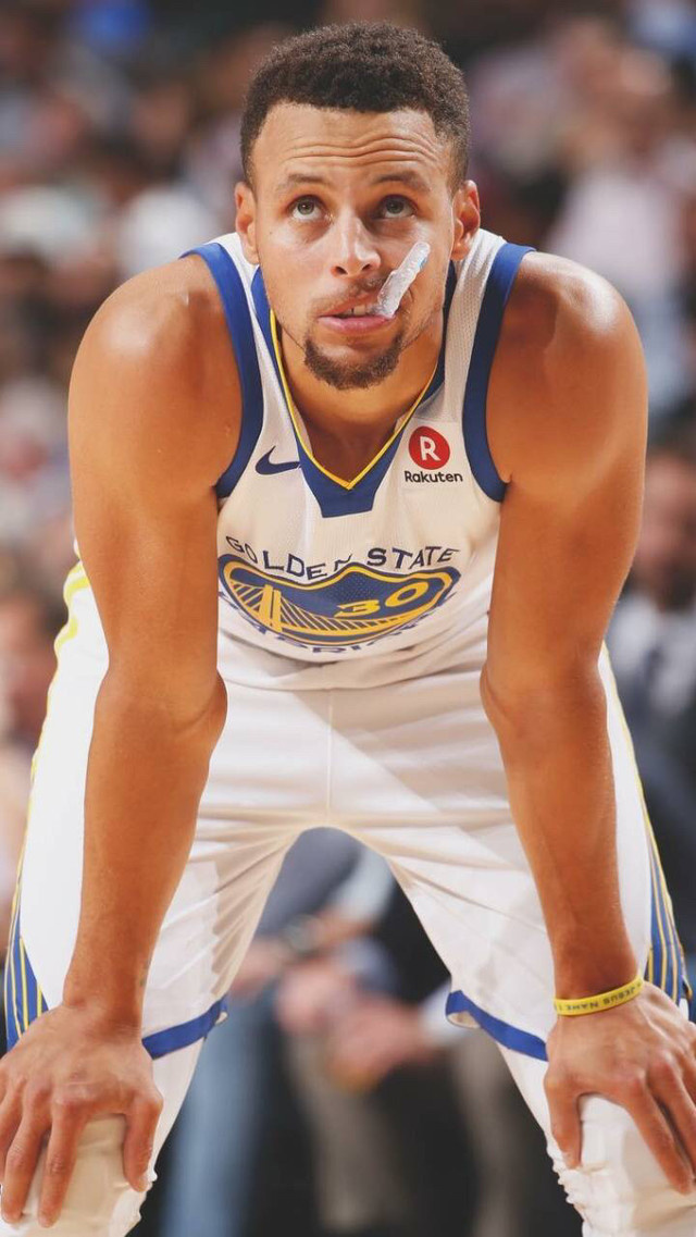 韩足晚报（2025.11.14）完胜，韩国拿到关键胜利（韩足晚报（2025.11.14）：韩国完胜拿下关键三分）