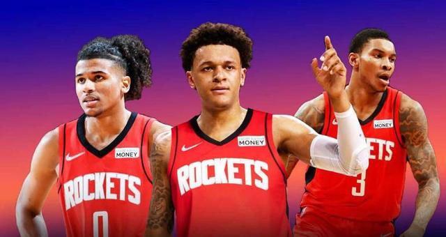 曼城英超33分紧追阿森纳，五项数据领跑联赛（曼城英超积33分逼近阿森纳，五项统计高居榜首）