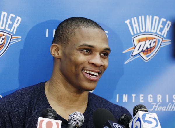 蓝黑门柱再塑？国米考量门将未来布局，解析维卡里奥方案（国米谋划门将线新布局：维卡里奥方案全解析）